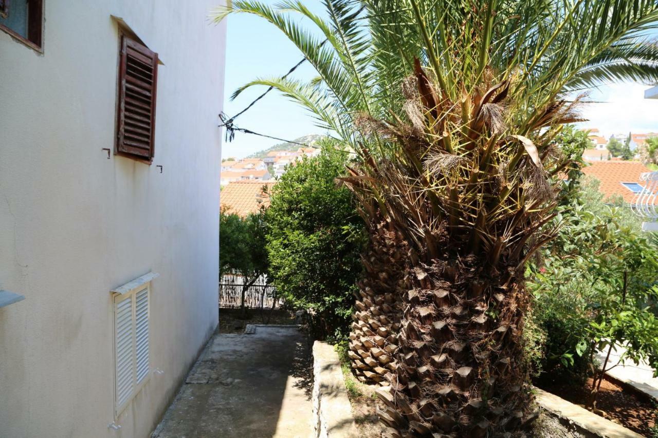 Hvar Apartma